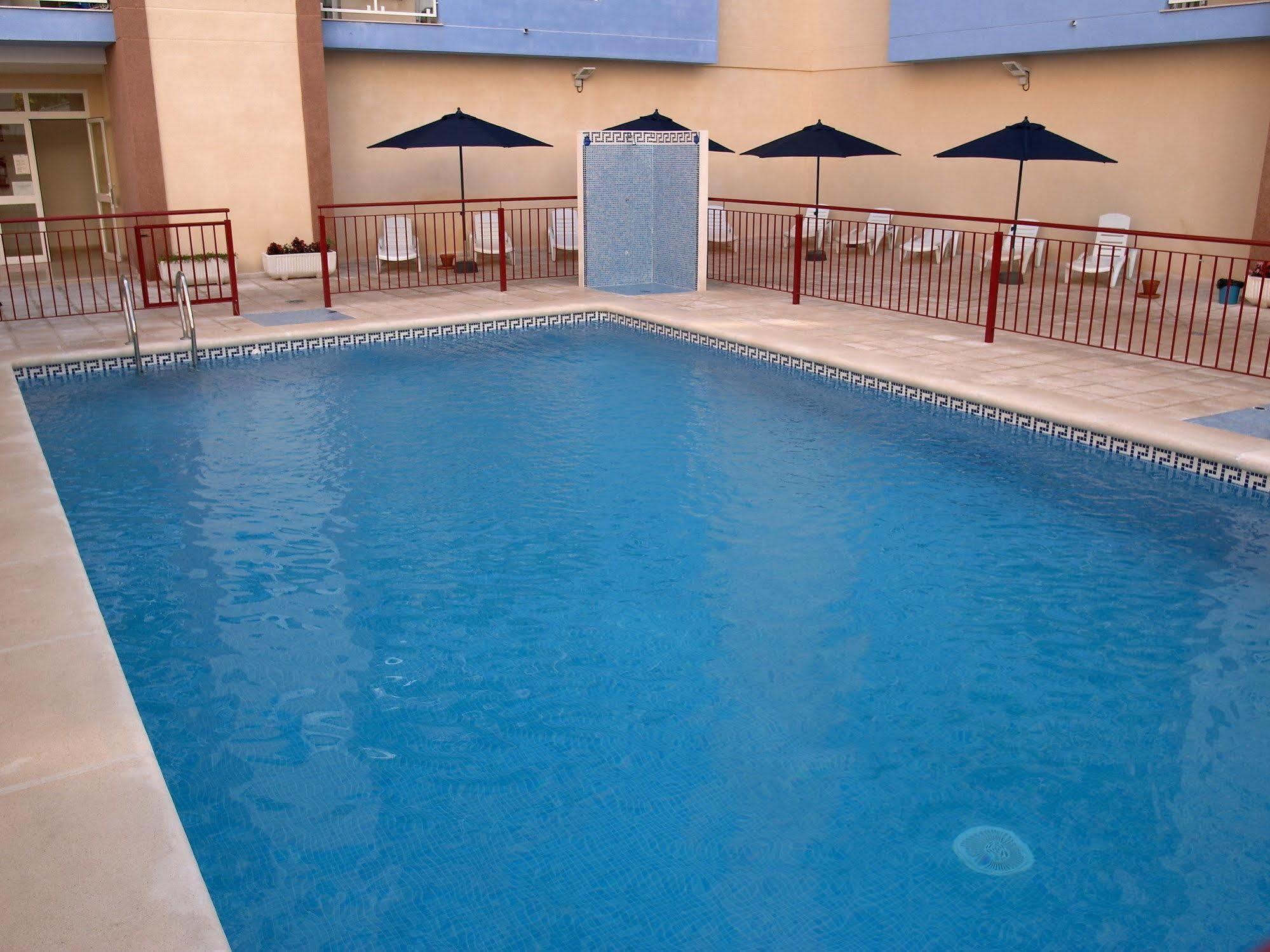 Apartamentos Marblau Peredamar-Julio Y Agosto Solo Familias Gandía Dış mekan fotoğraf