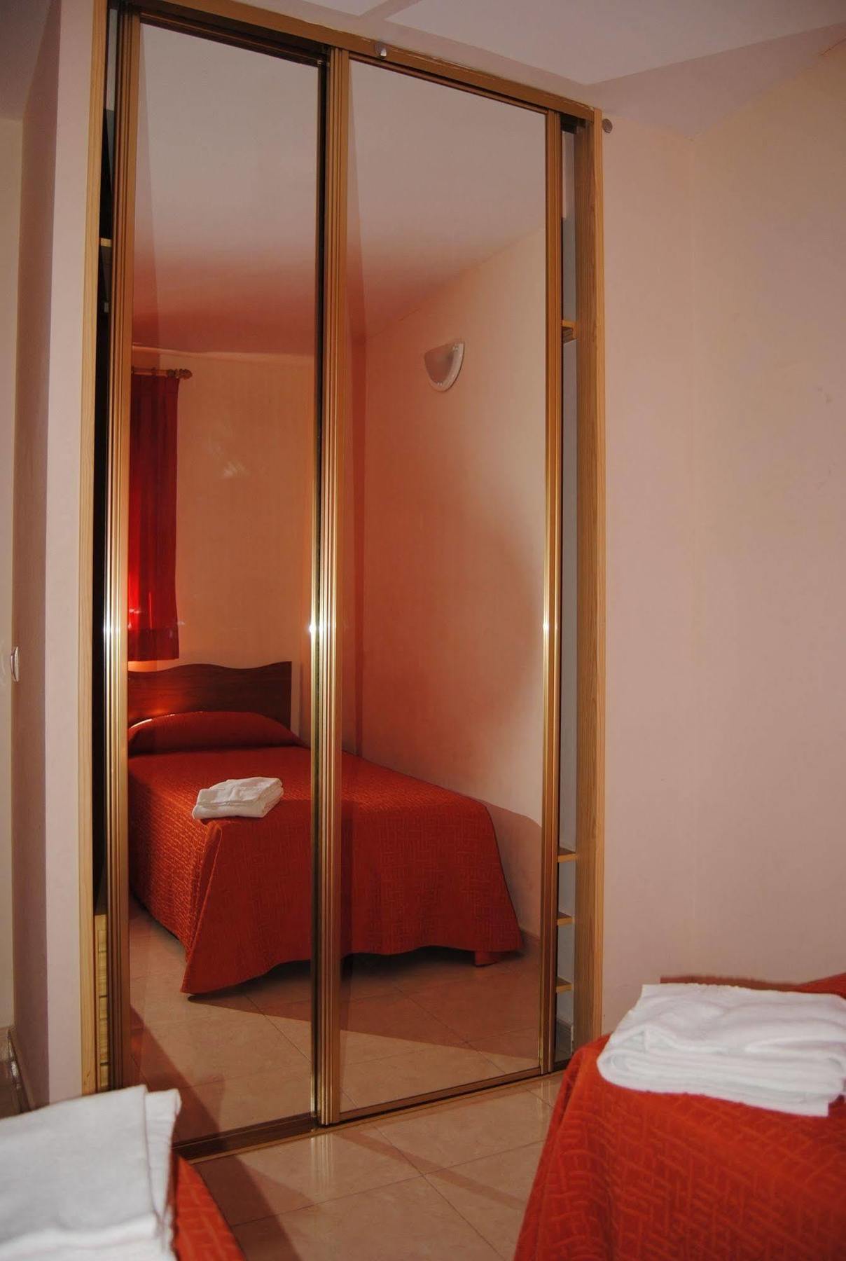 Apartamentos Marblau Peredamar-Julio Y Agosto Solo Familias Gandía Dış mekan fotoğraf