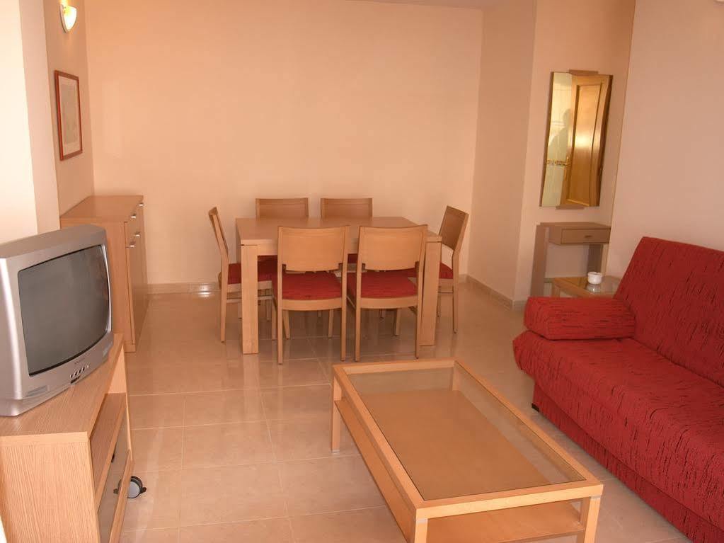 Apartamentos Marblau Peredamar-Julio Y Agosto Solo Familias Gandía Dış mekan fotoğraf