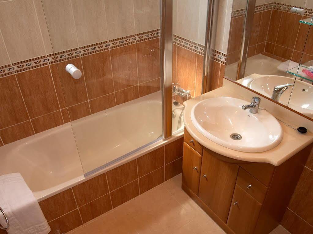 Apartamentos Marblau Peredamar-Julio Y Agosto Solo Familias Gandía Dış mekan fotoğraf